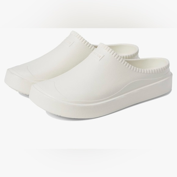 Hunter Womens In/Out Bloom Algae Foam Willow White Slip On Clogs Size 12 NIB - Picture 1 of 13